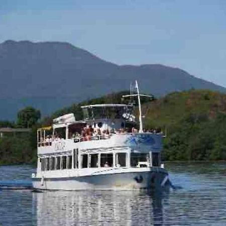 One Bedroom Flat On The Banks Of Loch Lomond อเล็กซานเดรีย ภายนอก รูปภาพ